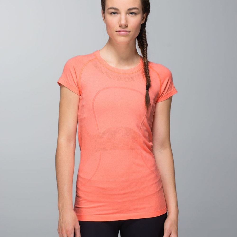 Lululemon Run: Swiftly Tech Short Sleeve Heathered Very Light Flare
